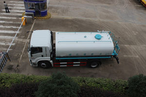 รถบรรทุกฉีดน้ำอีซูซุ 12,000 ลิตร ดีเซล 4x2  ประสิทธิภาพสูง  ใช้งานได้หลากหลาย  ระบบฉีดพ่นน้ำเพื่อการจัดสวน  ระยะฉีด 12-16 เมตร  มาตรฐานไอเสียยูโร 5 - Product Image 6