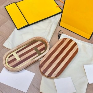 Bandeja Ovalada de Madera con Rayas y Logotipo Metálico, Bandeja Decorativa para Almacenamiento, Juego de Regalo para Joyería, Cosméticos y Decoración de Mesa - Product Image 2