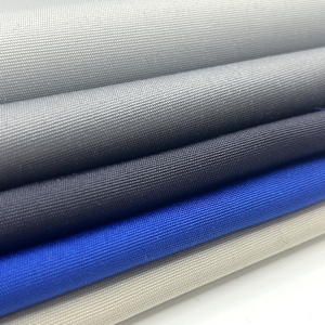 Tela 100% Poliéster 450D Teñida en Solución, Resistente al Agua, con 6-7 Días de Solidez del Color, para Toldos de <span class=keywords><strong>Barcos</strong></span>, Prendas de Niñas y Uso Exterior - Product Image 3