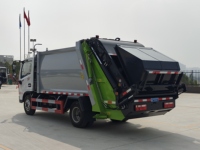 Camion compacteur de déchets mini Dongfeng Tuyi avec moteur diesel Euro 3, collecte et compression intégrées, chargeur arrière, transmission 4x2, manuel
