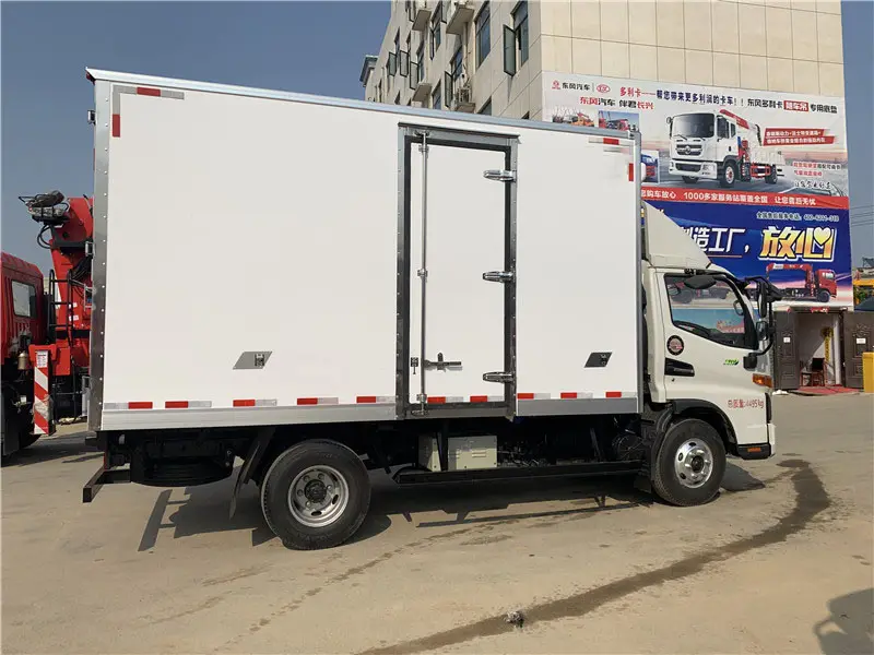 Venta caliente especial China camiones ligeros cuerpo KAM camiones de carga pequeños camiones refrigerados cuerpo del camión