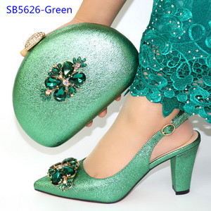 Set di Scarpe e Borsa Africane per Feste di Matrimonio 2020, Scarpe Eleganti Argento con Borsa Coordinata - Product Image 3