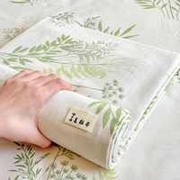Parure de lit trois pièces en tissu épais pour dortoir étudiant, avec matelas rafraîchissant, couette simple et taie d'oreiller, anti-humidité