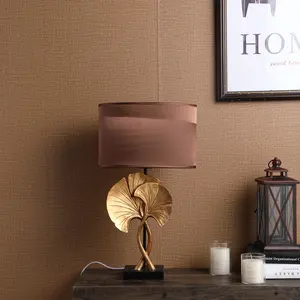 Western New Design Ginkgo Bladvorm Gold Retro Slaapkamer Tafellamp Met Zijde Lampenkap