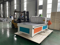 1325 Heavy Duty CNC Router Cutter Machine pour 3D MDF Publicité Meubles Travail du bois avec système de contrôle Richauto Core Engine