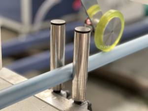 Ligne d'extrusion de tuyaux PPR à 3 <span class=keywords><strong>couches</strong></span> haute vitesse, machine de fabrication de tuyaux composites PPR PVC à 3 <span class=keywords><strong>couches</strong></span>, ligne de production d'extrusion - Product Image 3