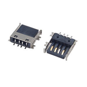 Connecteur USB-A Femelle Ultra Fin de 4,6 mm de Hauteur, Montage SMT Semi-Couvert à 4 Broches, Coque Simple, Type Sertissable en Nylon Noir avec Entretoises - Product Image 1