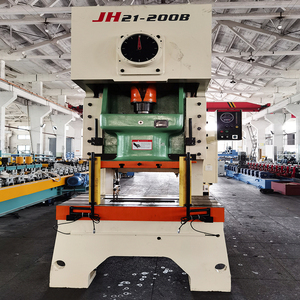 Ligne de poinçonnage et de formage de profilés en C de 50 à 800 mm de largeur, machine de formage à froid pour chemins de câbles - Product Image 5