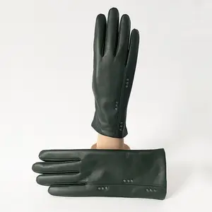 BSCI Factory Wholesale Winter Sheepskin Gloves: Factory Discounts for Bulk Orders