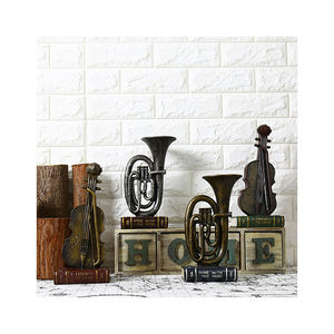 Résine créative artisanat vieux violon <span class=keywords><strong>tuba</strong></span> instrument ornement rétro café et bar objet décoratif - Product Image 2