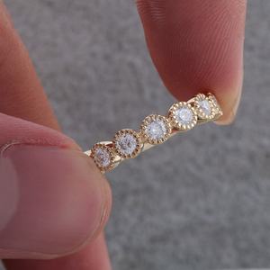 Anillo de Diamante Cultivado en Laboratorio de Oro Amarillo de 10K, Regalo de Aniversario de Bodas, Joyería Fina, Anillo Personalizado de Media Luna Redonda para Uso Diario - Product Image 4