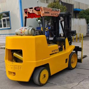 Chariot élévateur d'occasion Hyster 7 tonnes diesel, robuste, avec mât renforcé et pneus pleins résistants à l'usure, en stock - Product Image 2