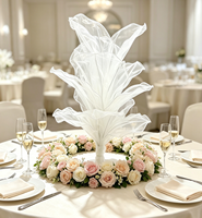 S-0053 GY Centre de table en organza blanc sur mesure, fait main, grand et haut, fleurs artificielles géantes pour la décoration d'événements de mariage