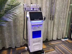 เครื่องทำทรีทเมนต์หน้าไฮดราออกซิเจนอเนกประสงค์ 10 in 1 ระดับมืออาชีพ อุปกรณ์บำบัดผิวหน้าด้วยออกซิเจนและน้ำ - Product Image 4