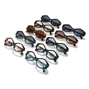 Gafas de Sol Personalizadas con Logotipo 2026, Diseño Hexagonal con Remaches, Protección UV400, Estilo Y2K, para Hombre y Mujer - Product Image 3