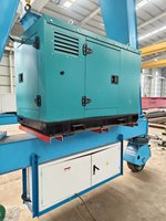 Grue portique mobile sur pneus en caoutchouc RTG 20 tonnes avec moteur et boîte de vitesses, commande à distance, direction sur 4 roues pour la manutention de conteneurs portuaires