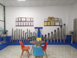 Pompe à eau solaire immergée 100 CV avec moteur submersible et machine à bobiner - Product Image 6