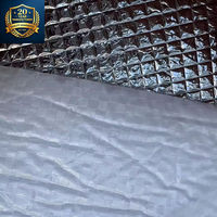 Feuille EPE laminée avec film réfléchissant sur mesure, doublure moderne absorbant les chocs et isolante thermiquement pour conteneur d'expédition
