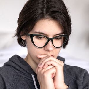 Lunettes de protection anti-lumière bleue XINLIModel 2020, dernières tendances, monture intégrale, style œil de chat, verres transparents pour femmes, livraison rapide - Product Image 6