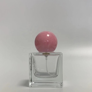 Capuchon <span class=keywords><strong>pulvérisateur</strong></span> industriel en résine personnalisé en gros <span class=keywords><strong>pour</strong></span> flacons de parfum et cosmétiques, fermeture à sertir 0.7, OEM disponible - Product Image 2