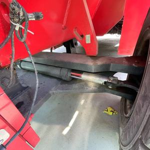 Apilador de Contenedores Kalmar DCE80/DCE90 Usado a Bajo Precio, Equipo Logístico, Toploader Kalmar Usado Económico para el Manejo de Contenedores Vacíos - Product Image 4