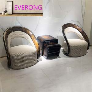 Fauteuil lounge en bois <span class=keywords><strong>de</strong></span> <span class=keywords><strong>noyer</strong></span> italien <span class=keywords><strong>de</strong></span> luxe, contemporain, rembourré en cuir, doux et confortable pour salon, appartement, villa - Product Image 4