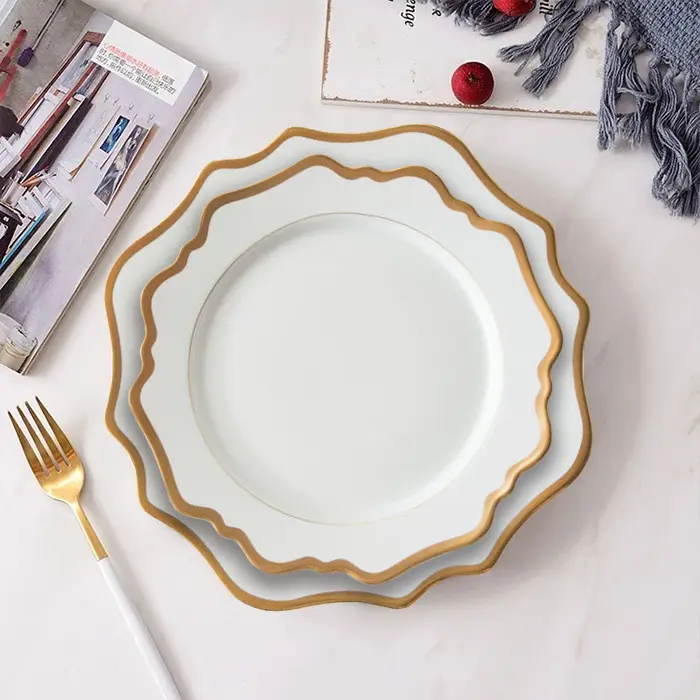 13 inch Sunflower Irregularly Shaped Gold Edge Ceramic Dinner Dessert Bread Ceramic Plates For Wedding Banquet