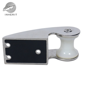 Rodillo de Anclaje de Acero Inoxidable 165x62x72mm con Tornillos para Anclaje de Herrajes Marinos - Product Image 5