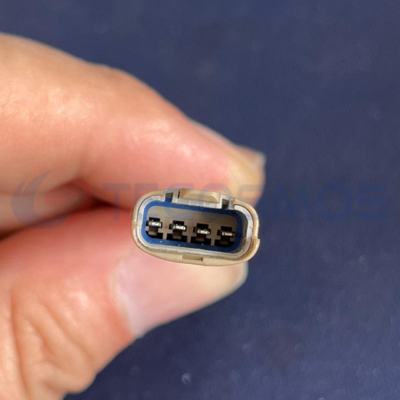 Copper Contact Car Connector with Four Male Pins IP66 Rated Nylon ABS Housing CT4-0243G