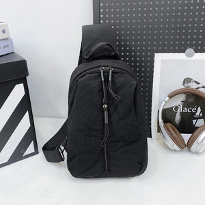 Sac de poitrine unisexe léger et imperméable en tissu Oxford avec design ergonomique incurvé, sac à bandoulière multi-poches - Product Image 4