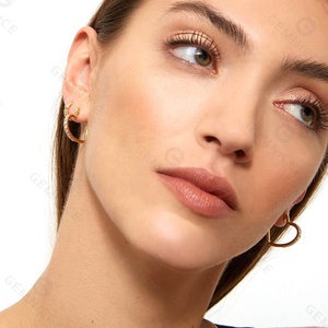 Gemnel 925 Bạc Kim Cương 18K Vàng Lớn Tim Cz Huggie Esarrings Phụ Nữ Hoop Bông Tai - Product Image 5