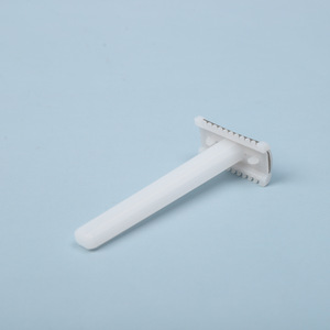 Maquinilla de afeitar médica desechable Yuanlikang para mujeres posparto, salones de belleza y depilación, que previene rasguños y - Product Image 2