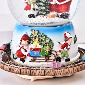 Boule <span class=keywords><strong>de</strong></span> <span class=keywords><strong>neige</strong></span> <span class=keywords><strong>de</strong></span> noël personnalisée, boule <span class=keywords><strong>de</strong></span> <span class=keywords><strong>neige</strong></span>, train rotatif, père noël, arbre, <span class=keywords><strong>bonhomme</strong></span> <span class=keywords><strong>de</strong></span> <span class=keywords><strong>neige</strong></span>, <span class=keywords><strong>musique</strong></span> légère - Product Image 3