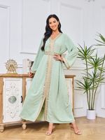 Dernière conception Moyen-Orient Maroc Eid Dubaï Ramadan Jalabiya Robe musulmane brodée à la mode Robe confortable Abaya