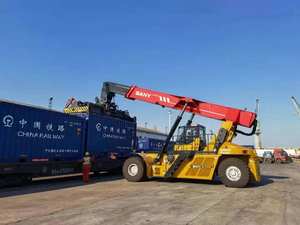 Precio Asequible Usado 45Ton <span class=keywords><strong>Reach</strong></span> <span class=keywords><strong>Stacker</strong></span> <span class=keywords><strong>Sany</strong></span> SRSC45H1 <span class=keywords><strong>Container</strong></span> Handler Full Kontener Loader <span class=keywords><strong>Reach</strong></span> <span class=keywords><strong>Stacker</strong></span> Camión de elevación - Product Image 5