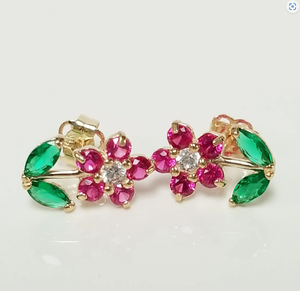 Pendientes de Diamantes con Rubíes y Esmeraldas Naturales |   Piedras Preciosas Redondas de 2 mm y Marquise de 3x5 mm |   Pendientes de Oro Amarillo de 14K - Product Image 4
