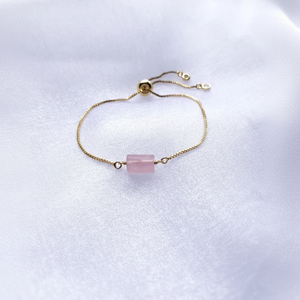 Cadena ajustable chapada en oro de Plata de Ley 925, pulsera para mujer y niña, cuarzo rosa sin forma, piedra cruda a la moda para fiestas - Product Image 1