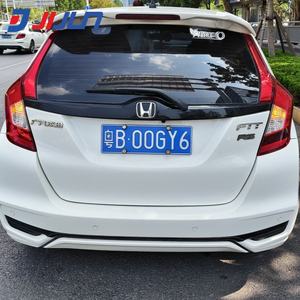 Véhicule compact Honda Fit d'<span class=keywords><strong>occasion</strong></span> bien entretenu avec un faible kilométrage et un excellent état - Product Image 5