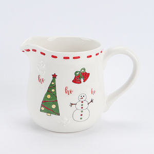 Plateau de Noël festif en céramique à 4 compartiments - Motif Père Noël, sapin et canne à sucre avec bords cousus rouges. - Product Image 4
