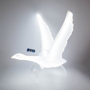 Kit di Illuminazione LED per Espositore di Liquori Bianco e Grigio Ricaricabile con Logo Personalizzato per Decorazione Tavoli VIP di Nightclub e Bar - Product Image 2