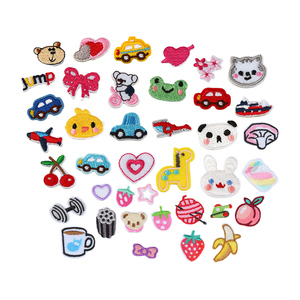 Đáng yêu nhỏ trái cây thực phẩm động vật máy bay thiết kế xe sắt trên thêu mini các bản vá lỗi cho Keychain Phụ kiện tự làm - Product Image 1