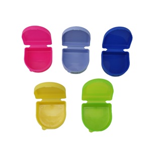 Estuche Portátil para Dentaduras Postizas LK-409, Estuche de Plástico para Guardar Prótesis Dentales, Tamaño Grande - Product Image 4