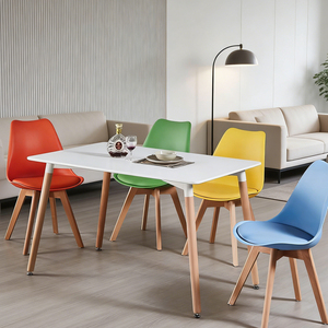 Chaise de salle à manger <span class=keywords><strong>scandinave</strong></span> contemporaine en plastique avec pieds en bois massif, dossier ergonomique, écologique, pour la maison, le bureau, l'hôtel, la cuisine, la chambre - Product Image 1