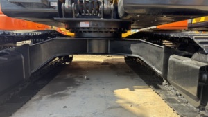 รถขุดตีนตะขาบ SANY SY125C ขนาด 12.5 ตัน มือสอง ประหยัดและคุ้มค่า - Product Image 3