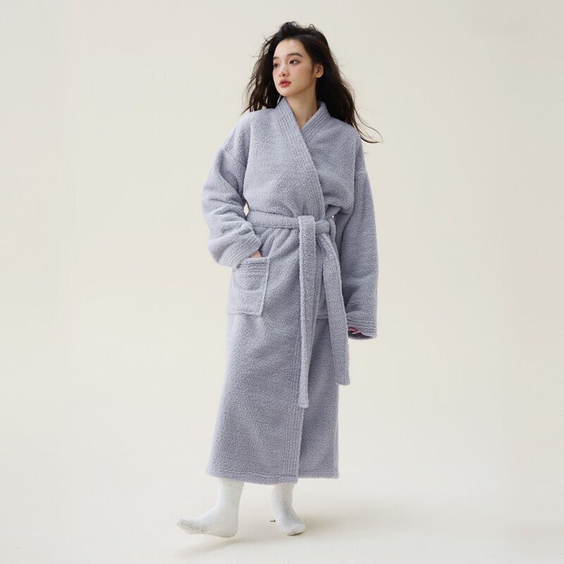 Peignoir femme en velours de riz gris clair
