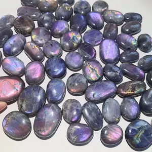 Hot Sale High Quality Natural Purple Flash Moonlight Labradorite Crystal Quartz Blue Labradorite Palm Stone For Healing