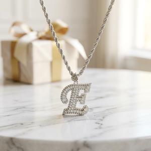 Collier Pendentif Lettre E en Argent avec Diamant de Laboratoire, Fermoir Rose, Chaîne, Bijou Personnalisé, Breloque Initiale, Mariage - Product Image 3