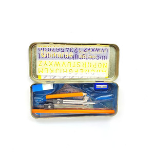 Ensemble mathématique d'univers bon marché 13pcs boussole diviseur mathématique ensemble dans une boîte en métal - Product Image 4