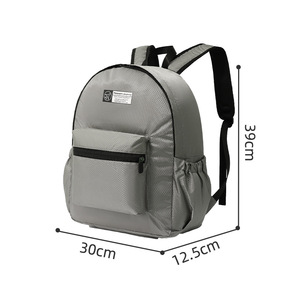 Mochila Impermeable Ligera y Plegable para Senderismo, Viajes, Campamento, Deportes y Excursiones - Product Image 1