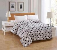 DONGFANG 100% polyester nom marque flanelle animal imprimé bébé maison ensembles de literie